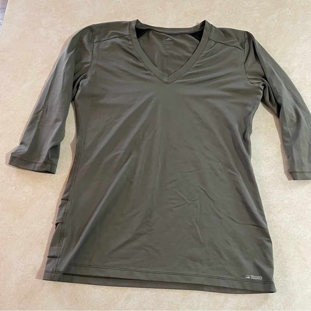 Zoic women’s Top size Medium M workout shirt
